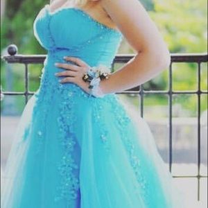 Prom/Homecoming Dress❤️